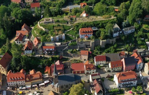 Blick auf Burgruine Stadt Wehlen