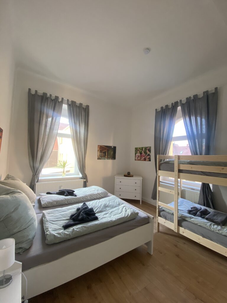 Schlafzimmer für 4 Personen - Wohnung 2