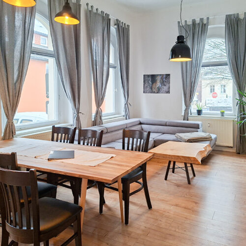 Wohnzimmer mit Essbereich - Wohnung 1