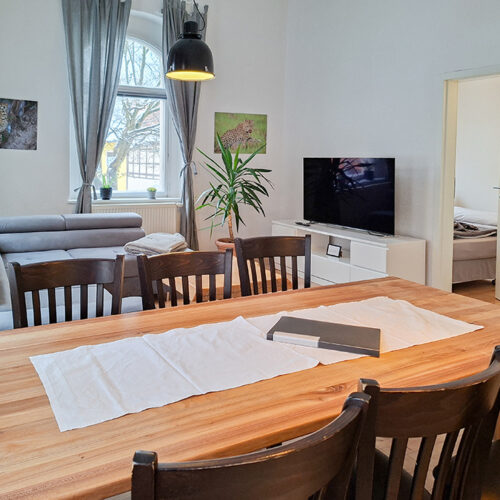 Wohnzimmer mit Essbereich - Wohnung 1