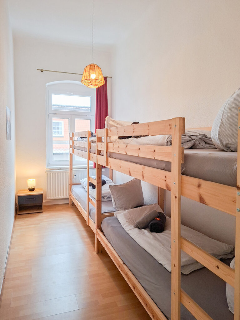 Schlafzimmer mit 2 Etagenbetten - Wohnung 3