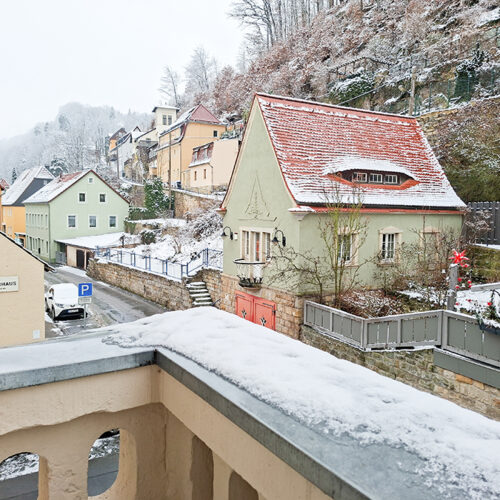 Küche mit kleinen Austritt - Wohnung 4