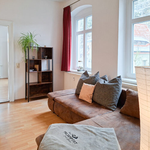 Wohnzimmer mit Esstisch - Wohnung 4