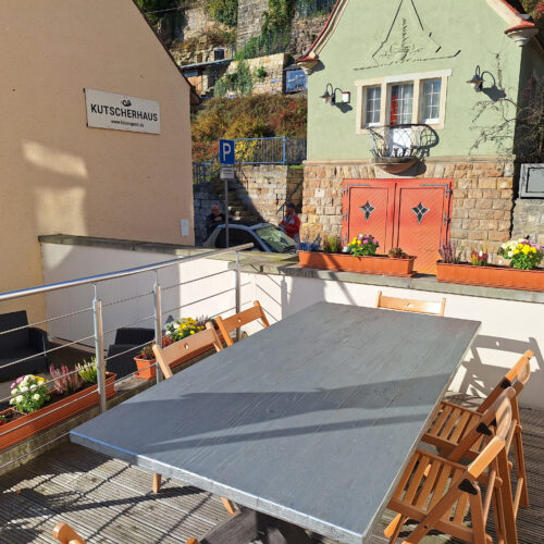 Eigene Terrasse am Wohnzimmer - Wohnung 2