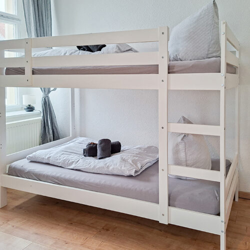 Schlafzimmer mit 4 Betten - Wohnung 1