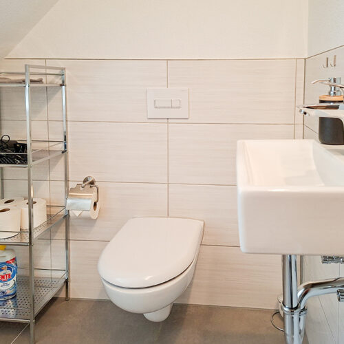 Bad mit Dusche - Wohnung 7